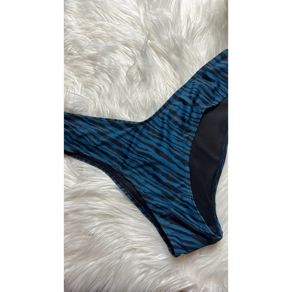 NWT Faithfull The Brand Womens Tropez Bikini Bottom Blance Animal Print Blue L - Picture 4 of 5